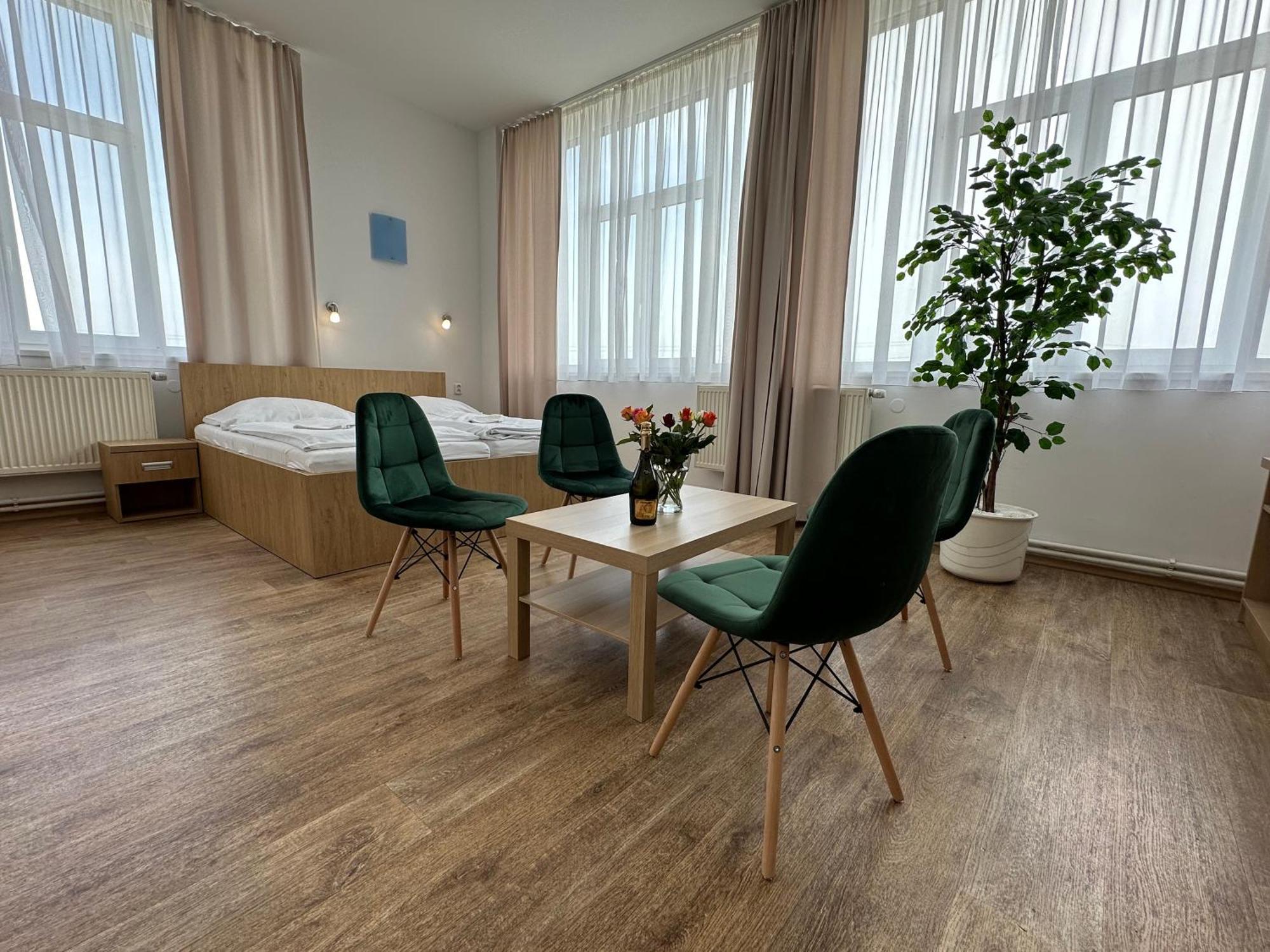 Penzion Raketa Bowling Opava Room photo