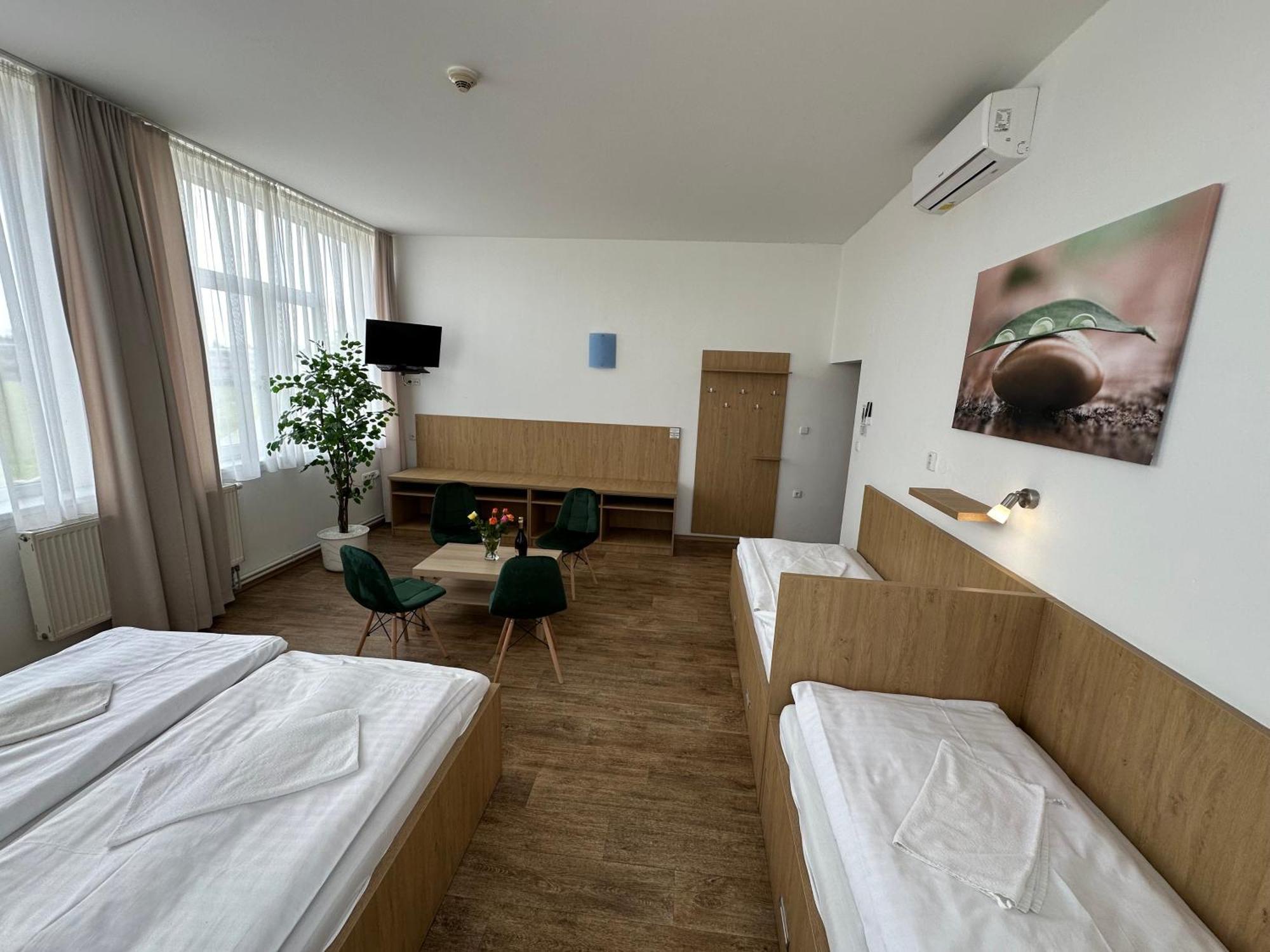 Penzion Raketa Bowling Opava Room photo